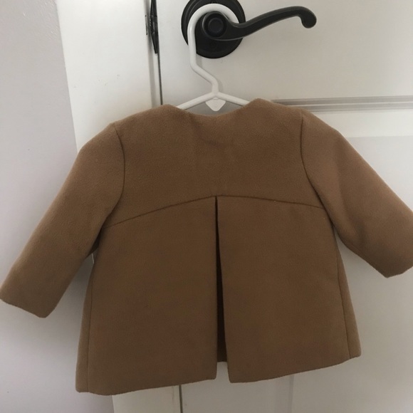 Baby Gap 0-6m coat - Picture 3 of 3